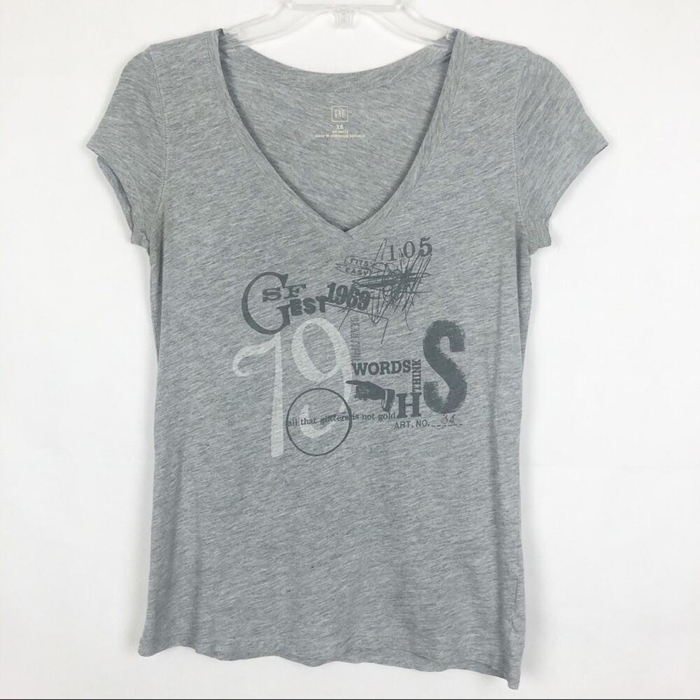 GAP V-Neck T-Shirt Womens XS Cotton Stretch Y2K Grunge Coquette Festival Retro